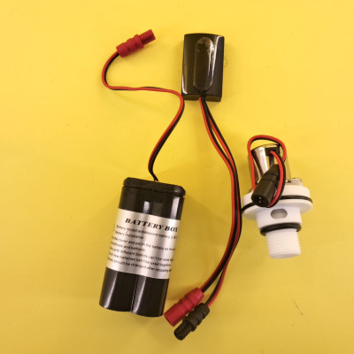 Датчик(сенсор) +клапан +отсек питания для писсуара (для LM4654CE)