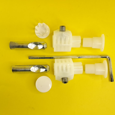 Крепёж для подвесного унитаза к инсталляции скрытого монтажа.